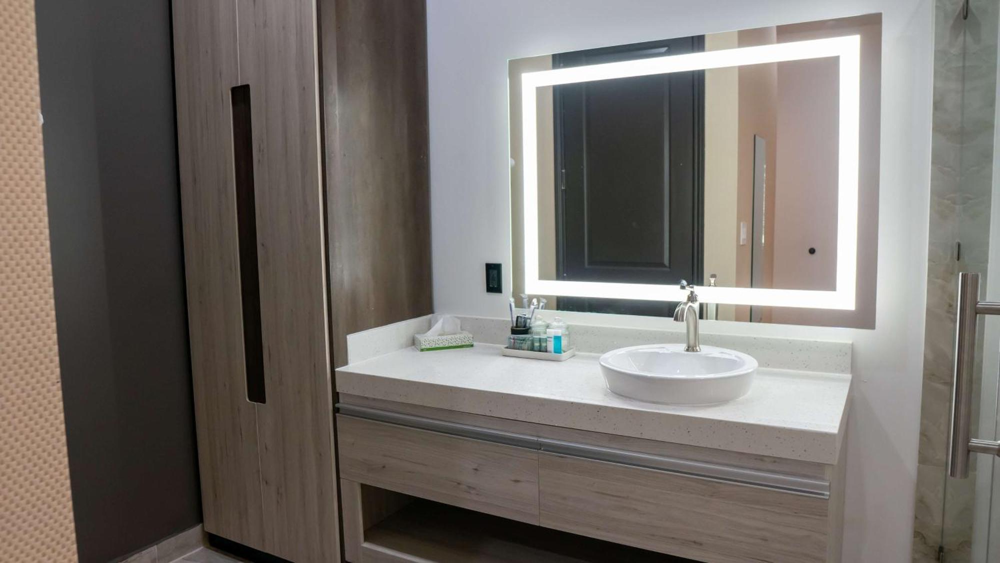 Surestay Hotel By Best Western Houston Southeast Южен Хюстън Екстериор снимка